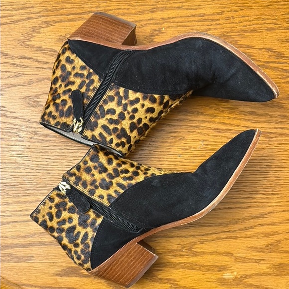 Leopard Print Black Ankle Boots - Picture 4 of 5